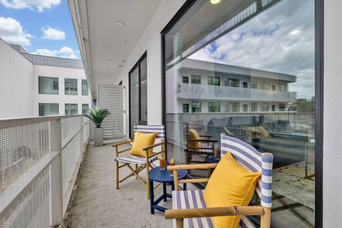 Apartamento City Escape Perfect For Couples Nashville Exterior foto